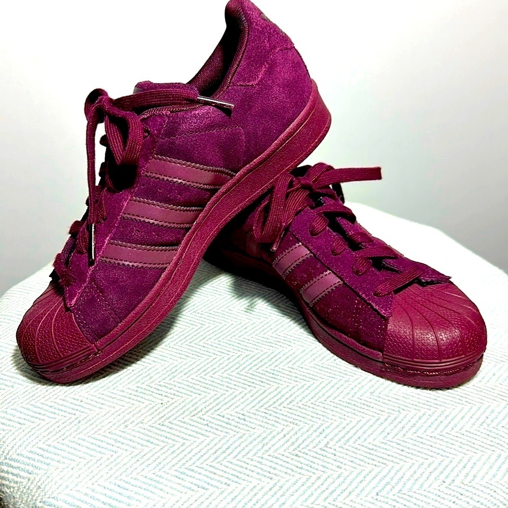 adidas Boys Superstar Shell Toe Purple Marion Suede Sneakers BB8136 Size 4
